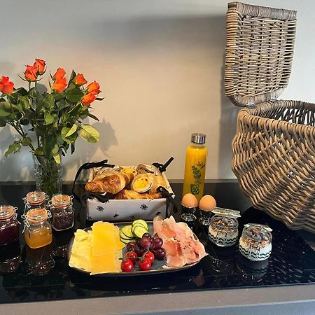 Bed & Breakfast+ De Kooimolen Dreumel Luaran gambar