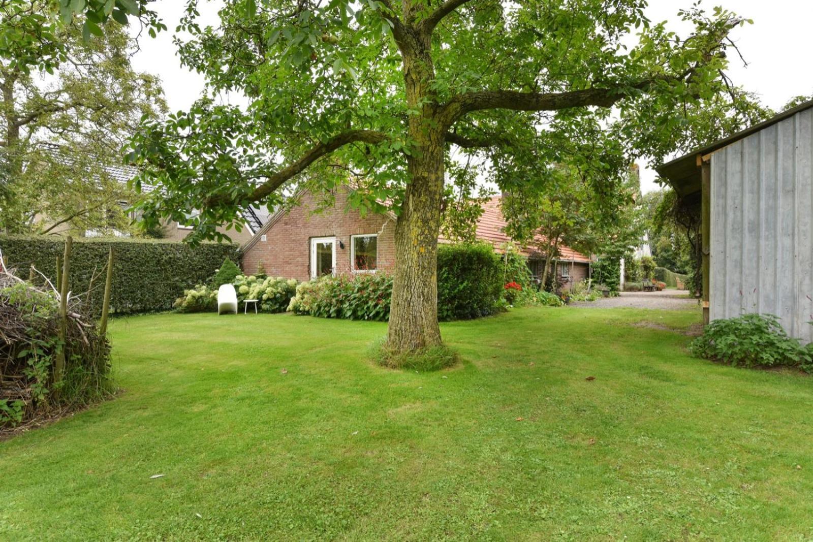 Bed & Breakfast+ De Kooimolen Dreumel Luaran gambar